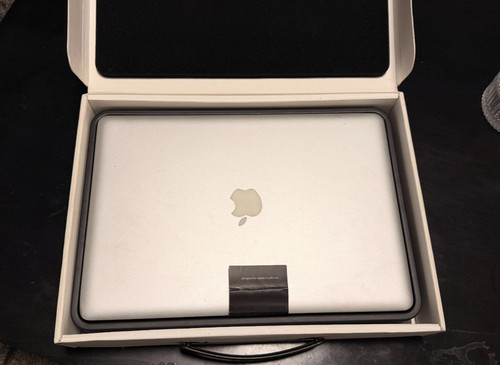 Apple MacBook Pro A1286 39,1 cm (15,4 Zoll) Laptop - MC118D/A (Juni, 2009)