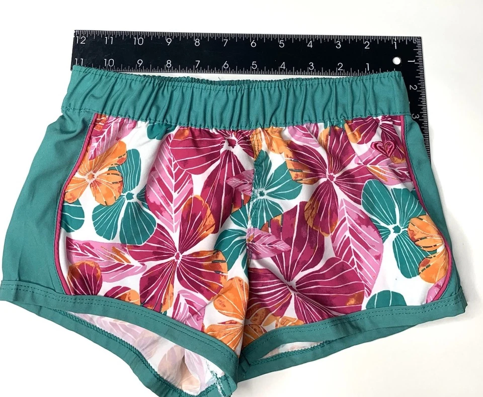 Roxy Girl Swim Shorts Green Hawaiian Print Floral | Girls 6/7 Small A - Image 3 of 3