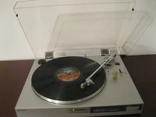 VINTAGE SONY PS-LX310 AUTOMATIC DIRECT DRIVE QUARTZLOCK TURNTABLE / STANTON CART