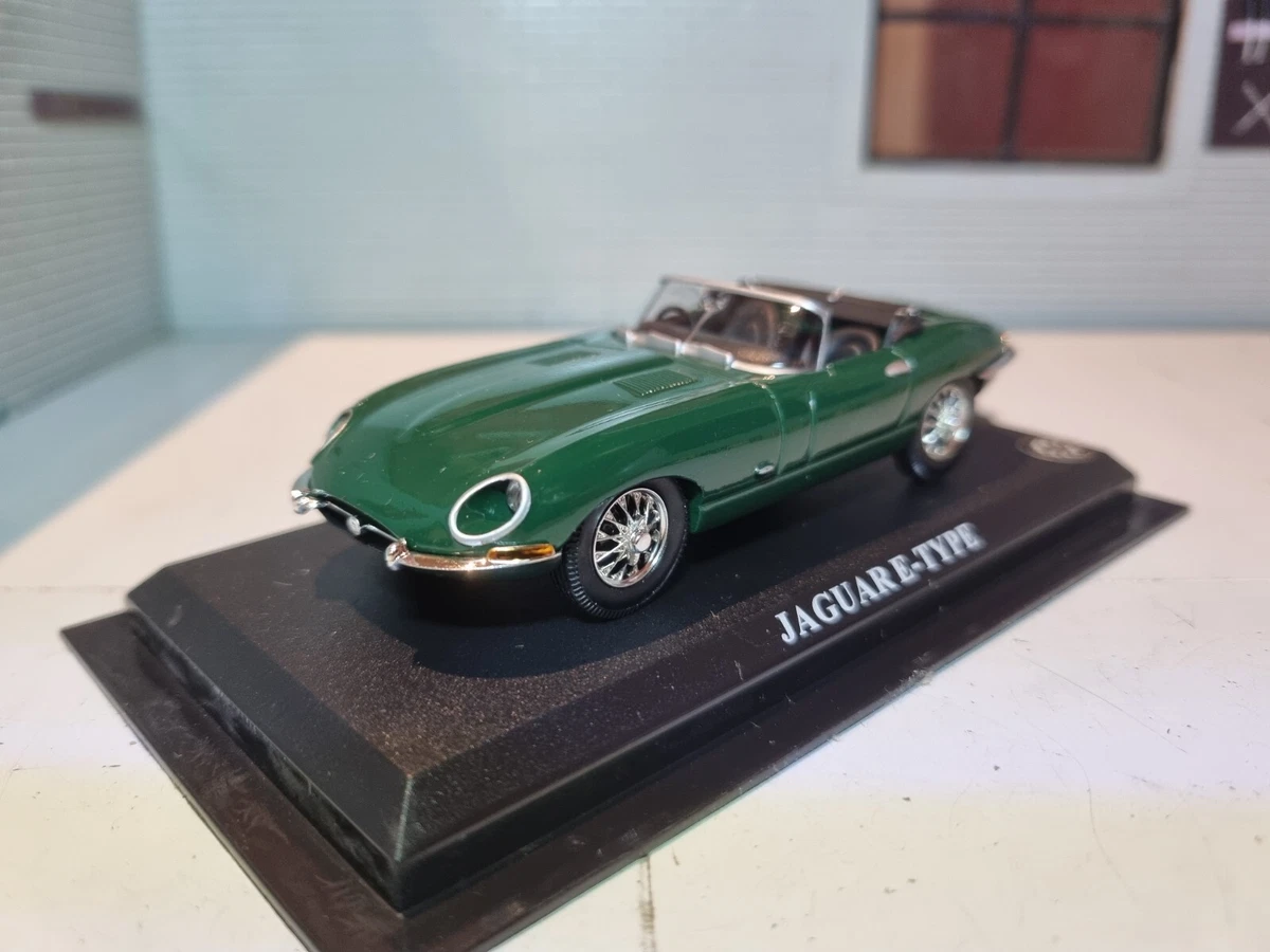 Brumm R150C JAGUAR D-TYPE LE MANS '56 n.3 1/43 Modellino
