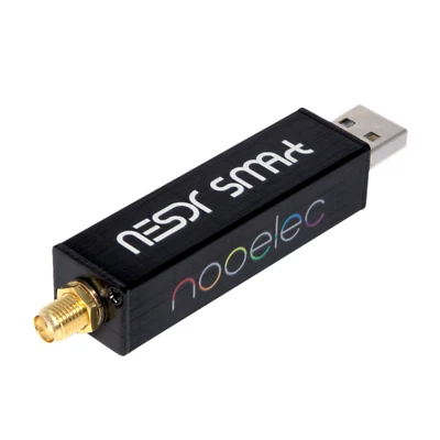 Nooelec RTL-SDR v5 SDR - NESDR SMArt HF/VHF/UHF (100kHz-1.75GHz) USB Radio DE