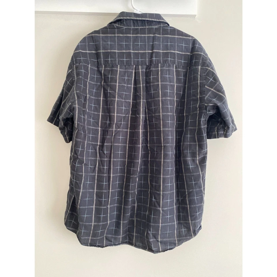 Camisa masculina Perry Ellis manga curta botão grande preta prata cinza - Imagem 2 de 4