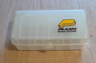 SMALL PLANO TACKLE SYSTEMS 3510 COMPACT TACKLE BOX