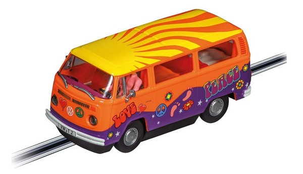 "Carrera Fahrzeuge DIG132 Vw Bus T2B \"Peace And Love\""-image