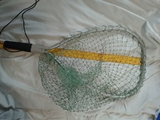 Fly Fishing / Fishing Net - Aluminum Frame -  VINTAGE ESTATE SALES 22"