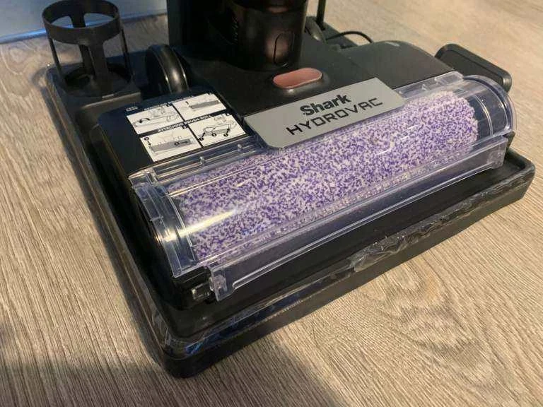 WD210UK HydroVac Cordless Hard Floor Cleaner - Charcoal Grey - New - Image 3 of 4