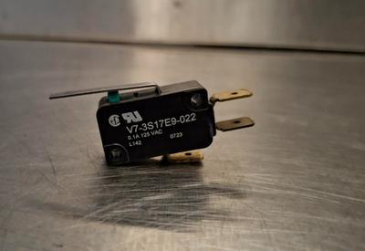 Washer Door Switch Speed Queen Huebsch, V7-3S17E9-022 P/N