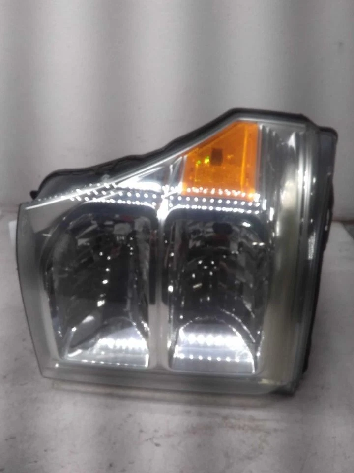 Compuesto de faros de pasajero para camioneta Ford F250SD 11-16 3050836 Foto 2 de 4