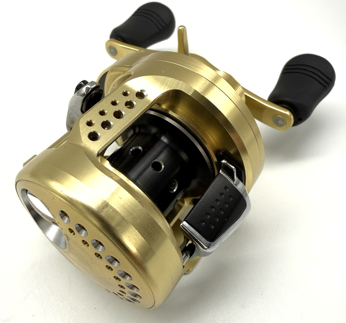 Shimano 15 CALCUTTA CONQUEST 100HG Right Handed Baitcasting w/Box