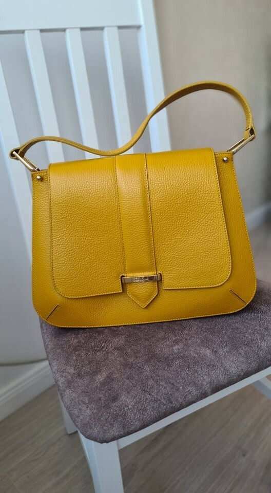 Borsa a spalla Ilary, Luisa Spagnoli (2019) Nuova, pelle gialla