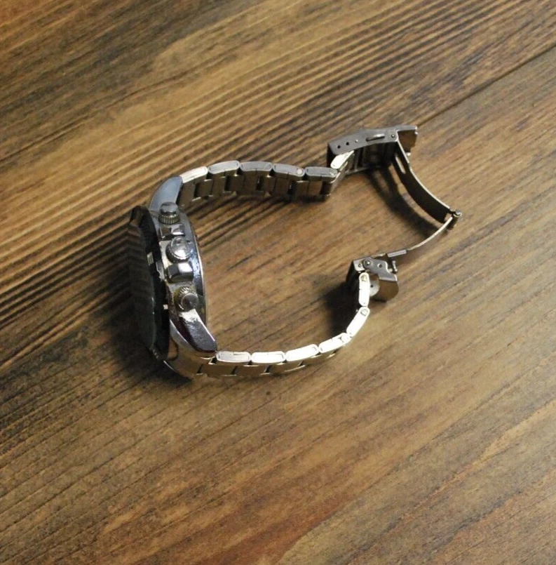 Reloj Shark Sport DS0061 Cronógrafo Buzos Estilo Divets Banda Plateada Foto 2 de 3