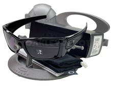       OAKLEY FUEL CELL 009096 POLISHED BLACK/WARM GREY SUNGLASSES 195 