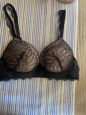 Frederick's Of Hollywood Size 34B Bra Lace Black Figure Push Up