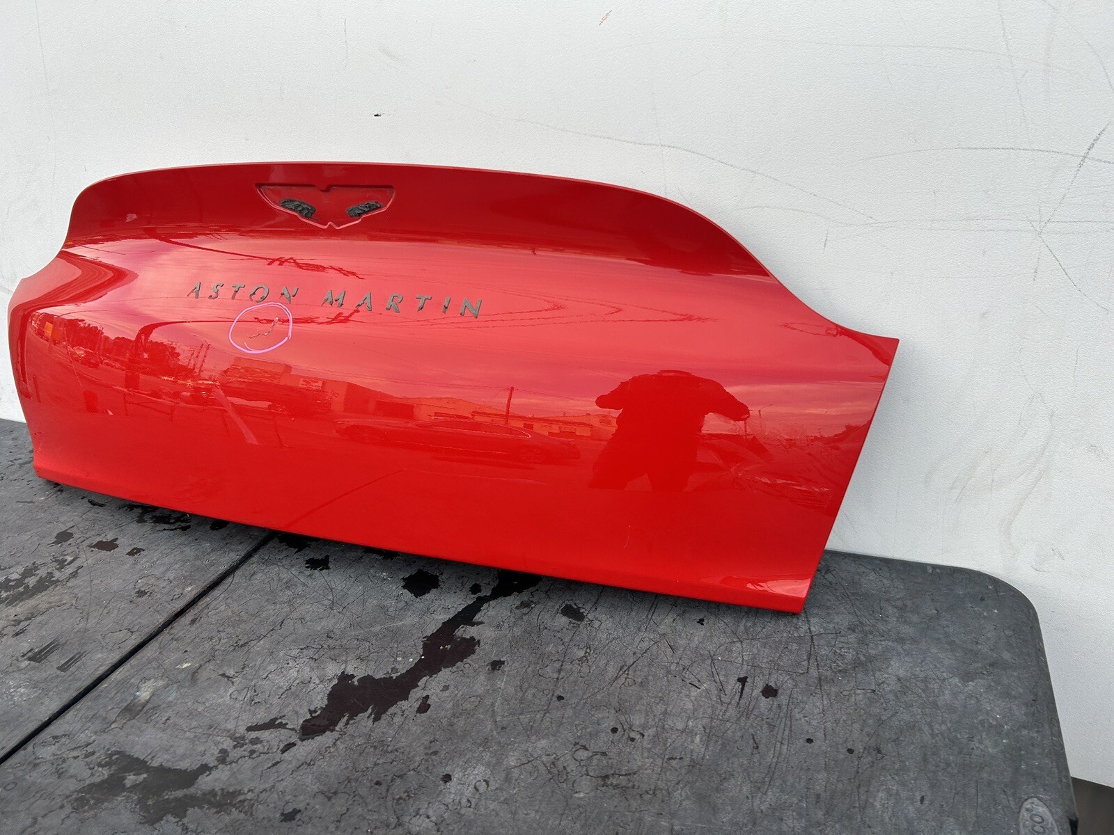 Genuine 2020-2023 Aston Martin DBX Trunk Lid Tailgate Luggage OEM