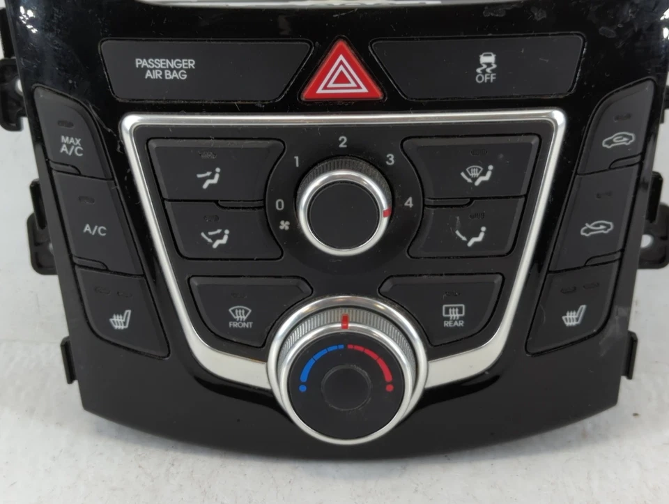 Climatizador calefacción aire acondicionado Hyundai Elantra GT PKBUC Foto 4 de 4