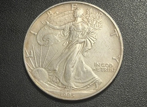 U.S. Mint American Eagle 1995 1 oz Silver Coin .999 Fine Bullion