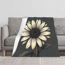 Cozy Flannel Blanket with Elegant Sunflower Design - Soft Warm Perfect for Sofa