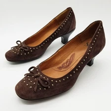 Sofft‎ Brown Suede Leather Pumps Kitten Heels Mini Studded Bow Size 6 Comfy Y2K