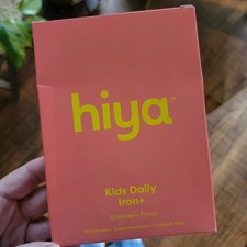 Hiya Kids Daily Iron Plus Chewable Tablets Strawberry Flavor