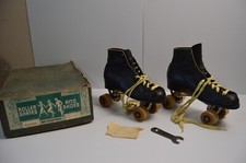 Vintage Men's Leather Roller Skates Wooden Am Eagle Wood Wheels Size 7 Box