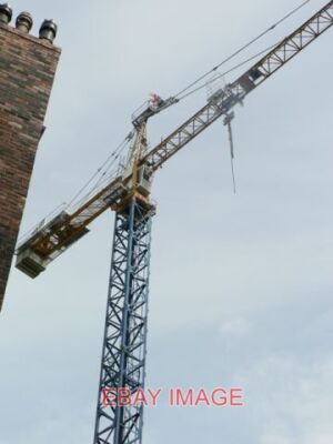 FOTO TURMKRAN ZWISCHEN HARPER ST & NEW YORK ST LEEDS EINER VON VIELEN TURMKRANEN