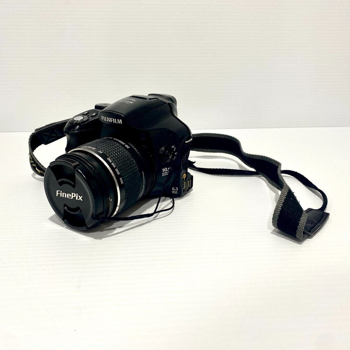 Fujifilm FinePix S6500 Digital Camera Body Only Damaged Free
