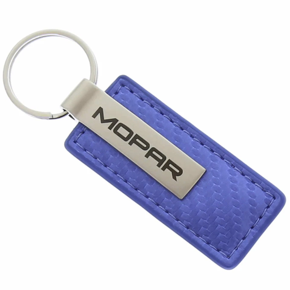 Кожаный брелок Mopar из углеродного волокна (синий) - Изображение 2 из 3