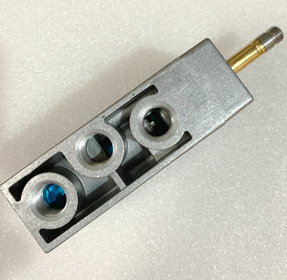 Gas Festo Solenoid Valve MFH--1/4 6211, For Air At ₹ 210/piece In Vadodara - Foto 1