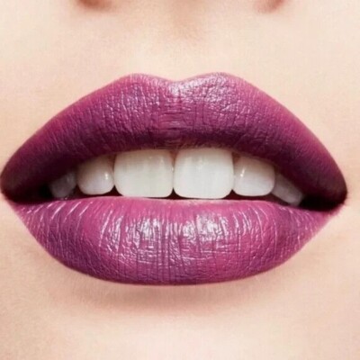 NIB AUTHENTIC NEW MAC Satin Lipstick Full Size  OZ EPIC