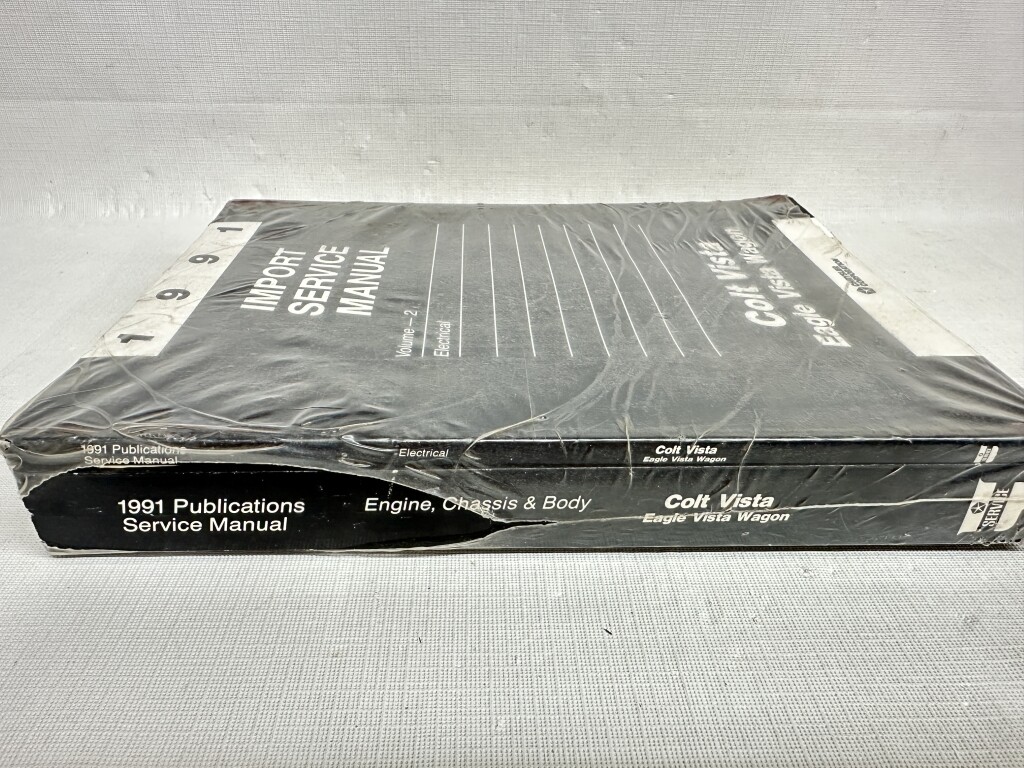 1991 Dodge Plymouth Colt Vista & Eagle Vista WGN NOS 2-Piece