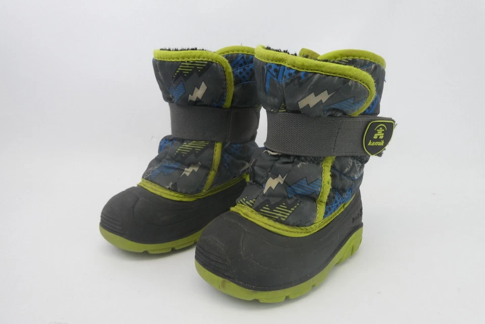 Botas de invierno usadas para niños pequeños Snowbug Kamik talla 7 Canadá poliéster negro verde Foto 2 de 4