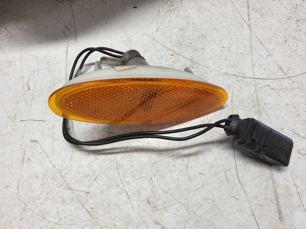 2003-2010 BENTLEY CONTINENTAL GT FRONT LEFT TURN SIGNAL 3W0945071C