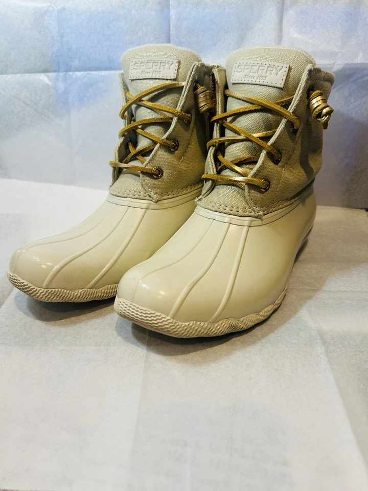 Sperry Women’s Top Sider  Saltwater Duck Boots Size 8  Barely Worn - Image 2 of 4