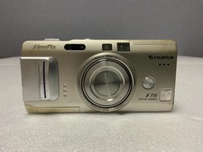FUJIFILM FinePix F710 Silver