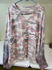 Womens T-Shirt Long Sleeve size 26/28W Pink Gray Camo CATO