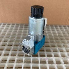 Bosch Rexroth *566283* M-3 SEW 6 U35/420M G24 N9K4 Directional Hydraulic Valve