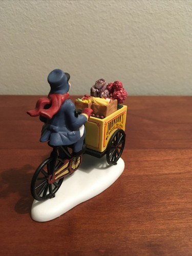 Dept 56 Johnson's Grocery Holiday Deliveries Christmas in the City 58897 NIB - Imagen 5 de 9