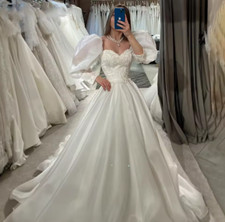 Vintage Shiny Lace Wedding Dresses Off Shoulder Puff Sleeves Buttons Bridal Gown