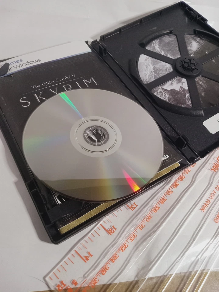 The Elder Scrolls V: Skyrim (PC DVD, Games for Windows) MAP Included - Image 4 of 4