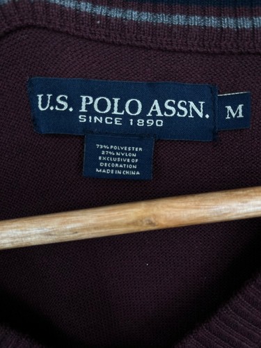 US Polo Assn Men's V-Neck Long Sleeve Pullover Solid Sweater Red Size M - Picture 4 of 4