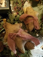 PRIMITIVE HANDMADE GINGERBREAD MEN