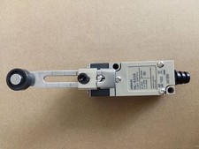 New Omron HL-5030 Limit Switch HL5030