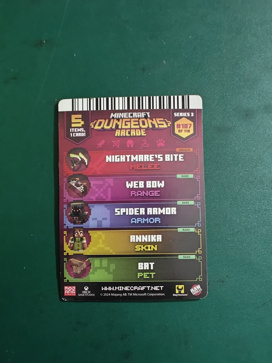 Minecraft Dungeons Arcade Series 3 (#107 Hero: Annika) FOIL Card