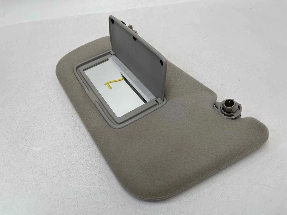 Parasol para conductor Nissan LEAF LH 2018-2023 con iluminación gris OEM Foto 3 de 4