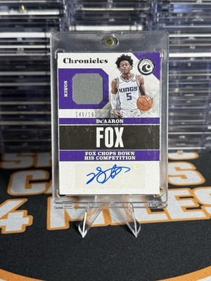 2017-18 Panini Chronicles - Signature Swatches De'Aaron Fox #CSS-DAF /199
