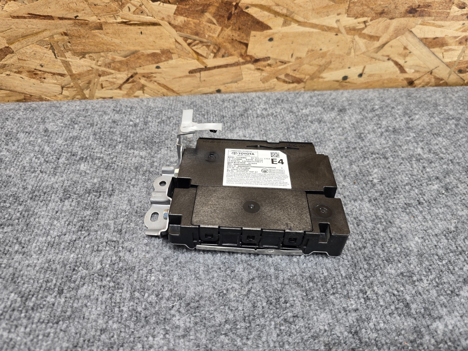 TOYOTA GRAND HIGHLANDER 24-26 TELEMATICS COMMUNICATION CONTROL MODULE UNIT OEM