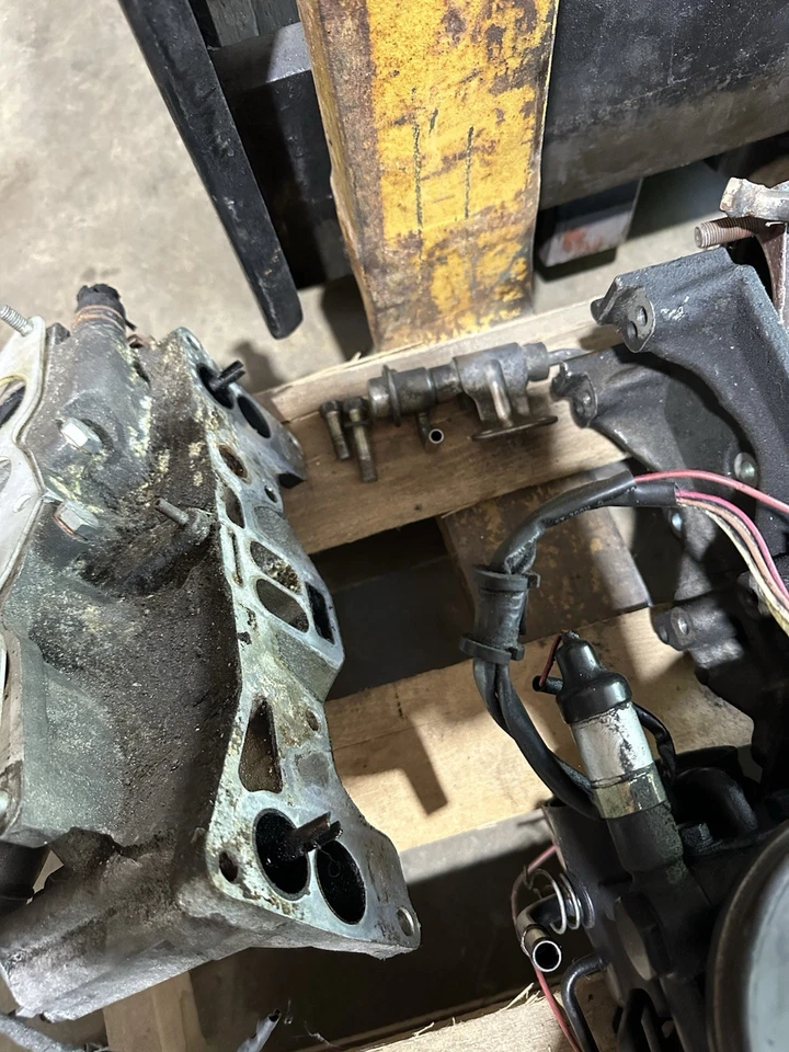 1989 年马自达 Rx-7 13b N/A 上下进气套装 — 第 2/4 张图片