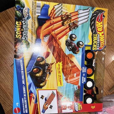 Hot Wheels Monster Trucks Racedown Destruction Tiger Shark vs Bone Shaker NEW 4+