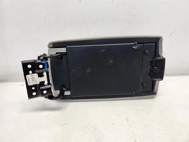 2009-13 Mazda 6 Floor Center Console Lid *ONLY* Stationary *Gray* - Изображение 3 из 4