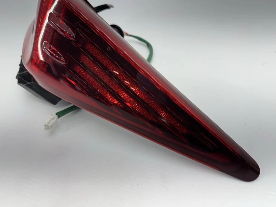 LEXUS RC300 RC350 2015-2019 LUZ TRASERA DERECHA EXTERIOR LUZ TRASERA OEM Foto 3 de 4